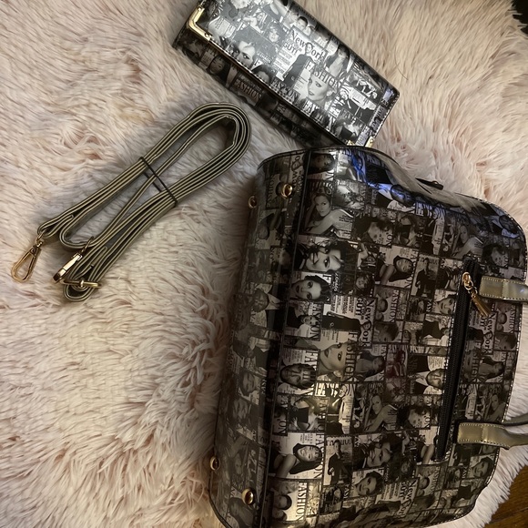 Magazine Purse With Matching Wallet - Picture 4 of 4